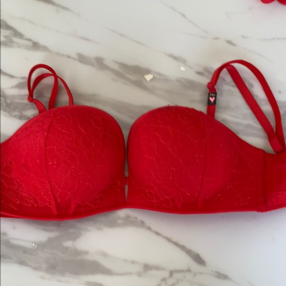 Red Victoria secret bra and bottom ($30 FOR BOTH)